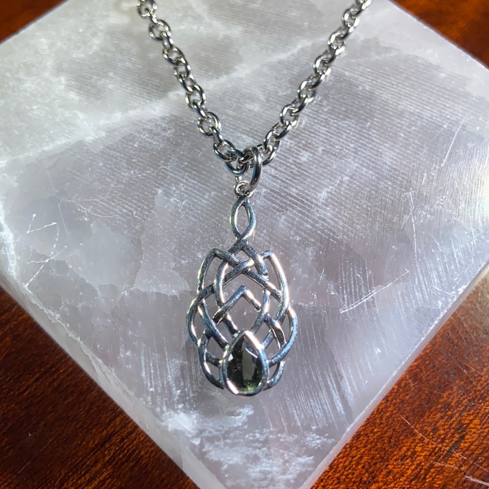 Moldavite 925 sterling silver pendant choker necklace